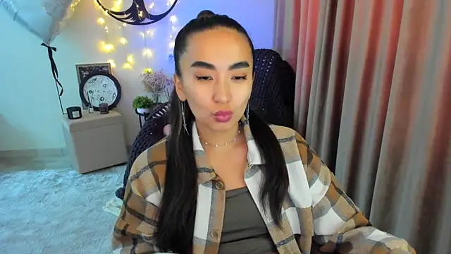 worldofkim online show from 04-20-26, 07:55
