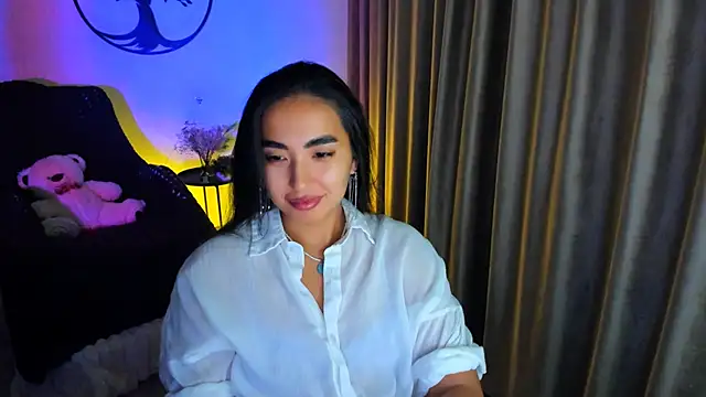 worldofkim online show from 11-25-25, 04:35