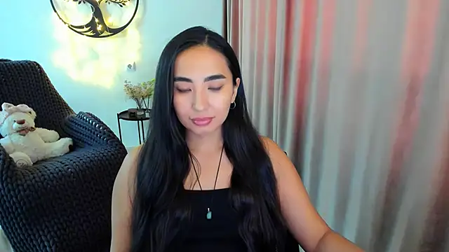 Snapshot of worldofkim chatting on 02-10-26, 10:58 worldofkim online show from 02-10-26, 10:58