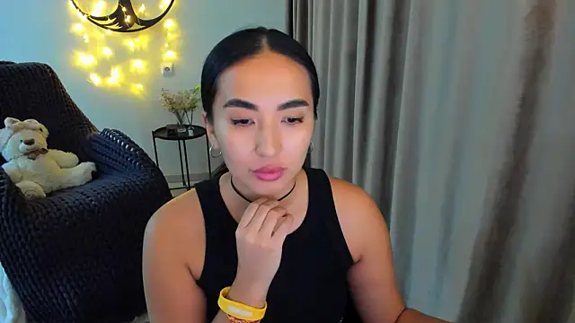 Snapshot of worldofkim chatting on 02-01-26, 08:07 worldofkim online show from 02-01-26, 08:07