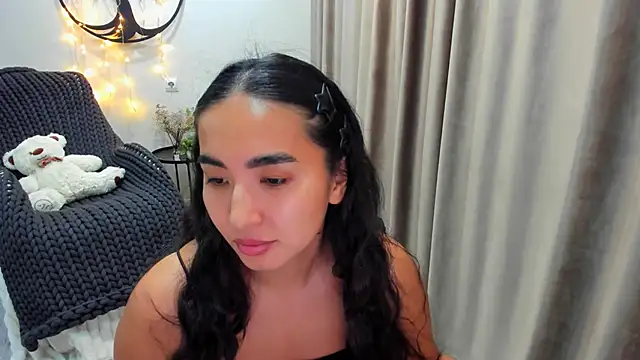 worldofkim online show from 11-30-25, 09:48