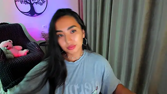 worldofkim online show from 11-10-25, 06:46