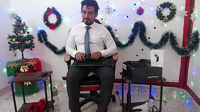 KalethBigDick online show from 11-23-25, 04:28