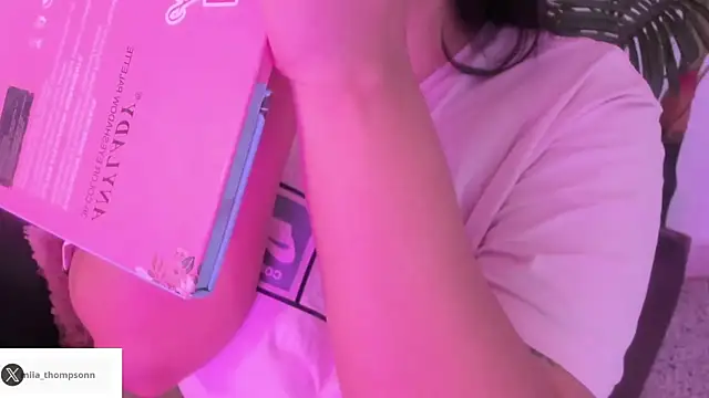 Snapshot of Miia_Thompsonn chatting on 02-27-25, 03:08 Miia Thompsonn online show from 02-27-25, 03:08