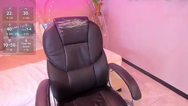 Miia Thompsonn online show from 03-27-26, 10:00