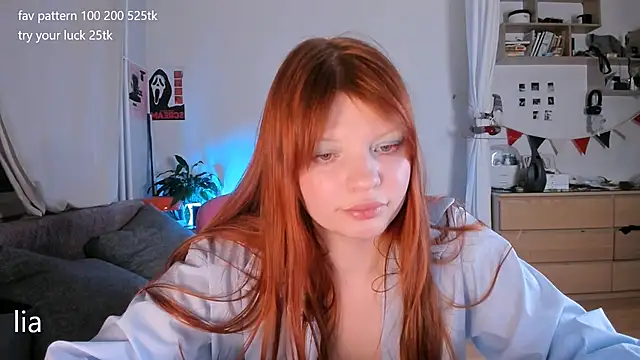lil lia online show from 05-11-26, 11:02