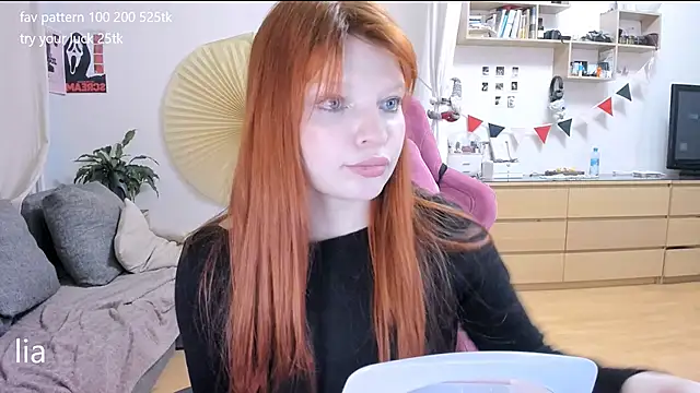 lil lia online show from 02-10-26, 05:56