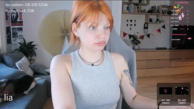 Snapshot of lil_lia chatting on 09-27-25, 05:24 lil lia online show from 09-27-25, 05:24