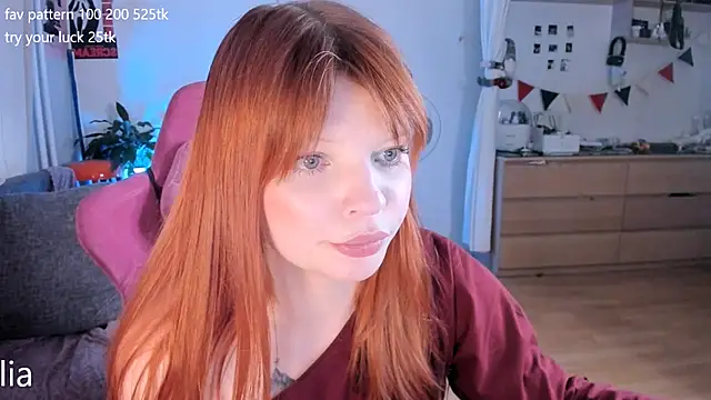 lil lia online show from 05-19-26, 01:56