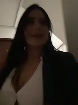 Miah gomez  online show from 11-10-25, 07:30