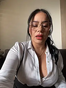 Miah gomez  online show from 01-09-26, 09:44