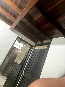 Snapshot of Loren_moreno chatting on 11-28-25, 02:56 Loren moreno online show from 11-28-25, 02:56