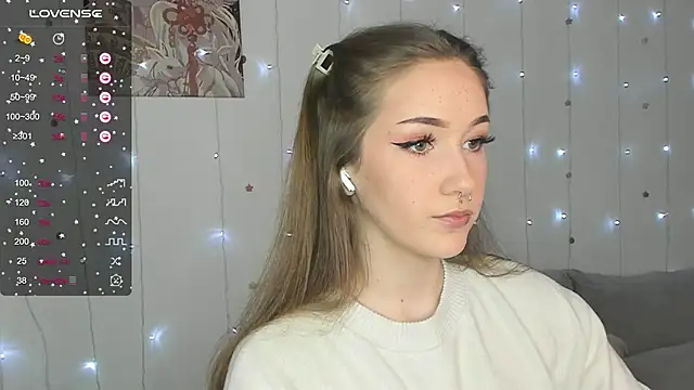 Snapshot of dazy_88_ chatting on 01-06-25, 02:37 dazy 88 online show from 01-06-25, 02:37