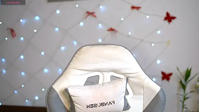 Snapshot of dazy_88_ chatting on 01-06-26, 02:48 dazy 88 online show from 01-06-26, 02:48