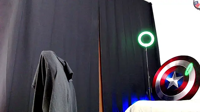 Antonywebb94 online show from 01-10-26, 03:24