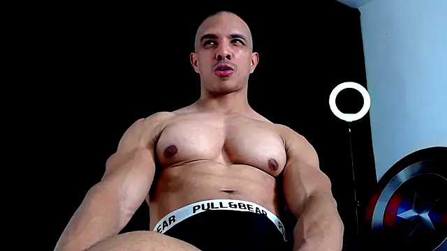 Antonywebb94 online show from 12-21-25, 12:13