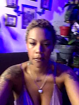 Snapshot of haiiley_more chatting on 10-25-25, 12:21 haiiley more online show from 10-25-25, 12:21