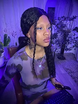 haiiley more online show from 03-13-26, 12:04