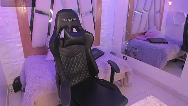 ary cooper  online show from 11-17-25, 12:53