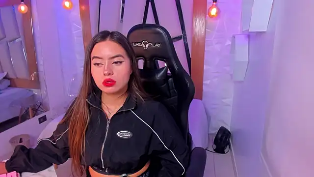 ary cooper  online show from 11-06-25, 12:20