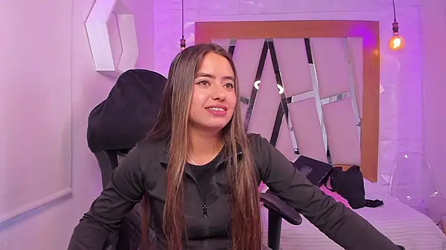 ary cooper  online show from 01-07-26, 02:33