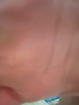 Snapshot of Esculpido chatting on 10-20-25, 07:14 Esculpido online show from 10-20-25, 07:14