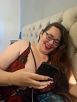 Snapshot of Sexy_Binxy chatting on 05-07-26, 10:29 Sexy Binxy online show from 05-07-26, 10:29