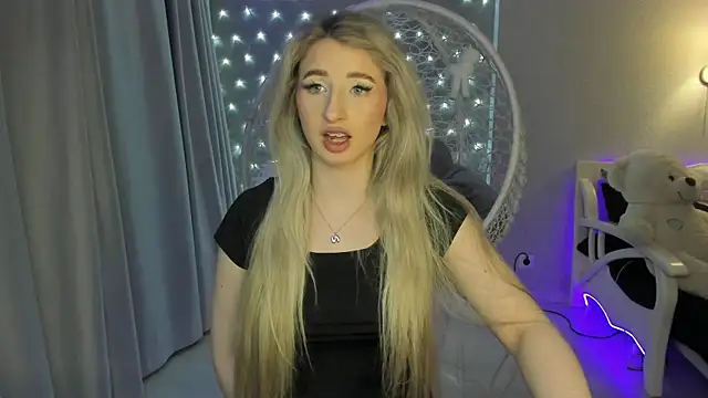 Snapshot of milky_waybaby chatting on 09-27-25, 03:07 milky waybaby online show from 09-27-25, 03:07