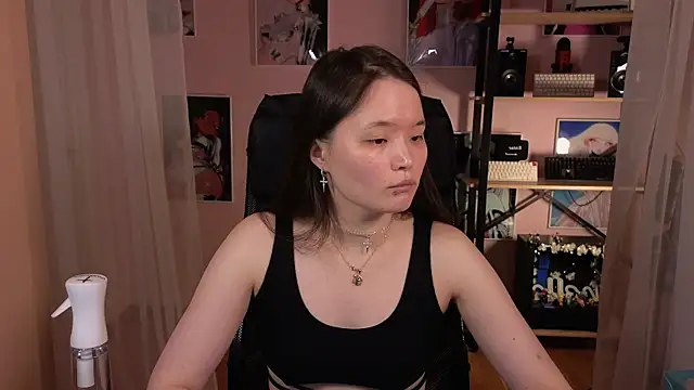 Snapshot of U_KINKY chatting on 09-21-25, 05:07 U KINKY online show from 09-21-25, 05:07