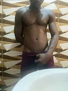 Snapshot of BigBrotherFreak chatting on 02-08-26, 08:23 BigBrotherFreak online show from 02-08-26, 08:23