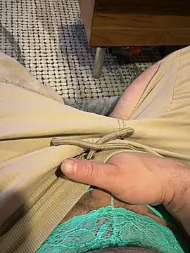 Kissoks1xh online show from 04-14-26, 09:42