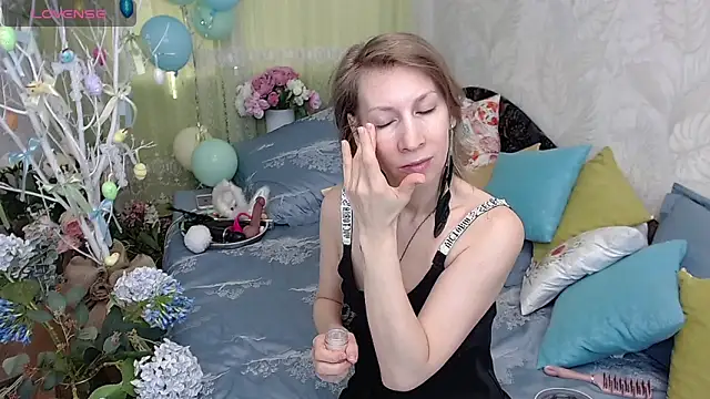 AdrianaSea online show from 04-15-26, 08:42