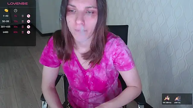 LisaHeart online show from 11-30-25, 10:43