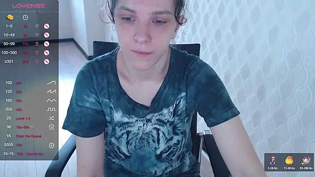 LisaHeart online show from 11-20-25, 12:39