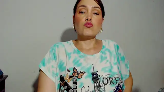 Miss Agatha online show from 11-02-25, 03:00