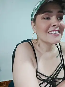 Snapshot of Miss_Agatha chatting on 04-18-26, 12:24 Miss Agatha online show from 04-18-26, 12:24