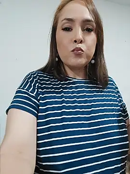 Miss Agatha online show from 03-22-26, 05:36