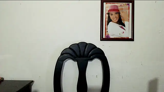 Miss Agatha online show from 09-26-25, 01:34