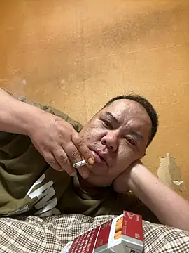 Snapshot of punk0805 chatting on 10-18-25, 08:05 punk0805 online show from 10-18-25, 08:05