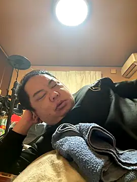 Snapshot of punk0805 chatting on 01-13-26, 02:10 punk0805 online show from 01-13-26, 02:10