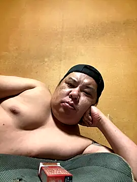 Snapshot of punk0805 chatting on 10-06-25, 12:50 punk0805 online show from 10-06-25, 12:50