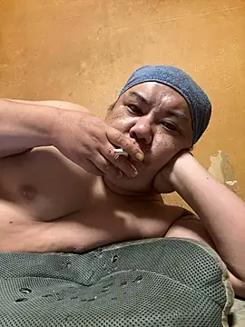 Snapshot of punk0805 chatting on 10-03-25, 08:27 punk0805 online show from 10-03-25, 08:27