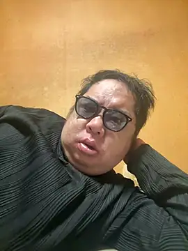 Snapshot of punk0805 chatting on 02-04-26, 10:54 punk0805 online show from 02-04-26, 10:54