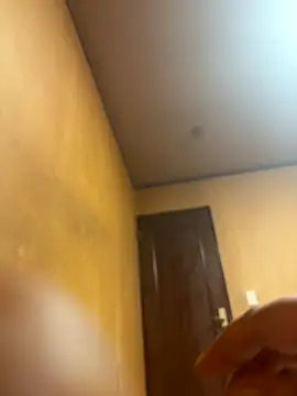 Snapshot of punk0805 chatting on 10-18-25, 08:11 punk0805 online show from 10-18-25, 08:11