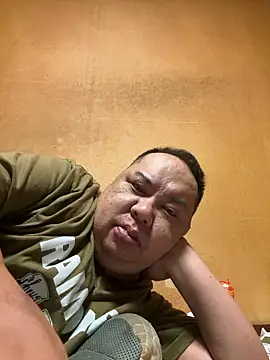 Snapshot of punk0805 chatting on 10-08-25, 11:56 punk0805 online show from 10-08-25, 11:56