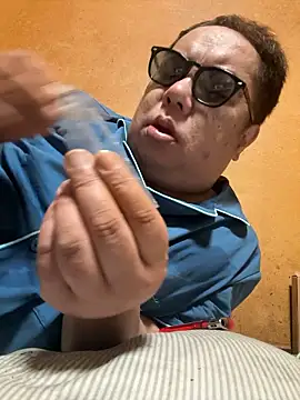 punk0805 online show from 05-07-26, 11:57