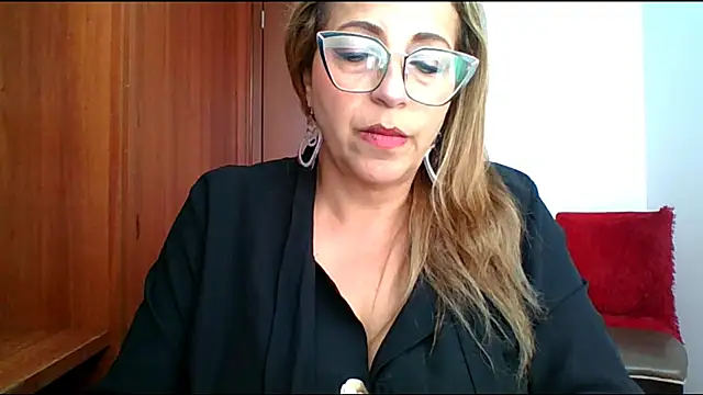 RossanaLionheart online show from 05-08-26, 12:31