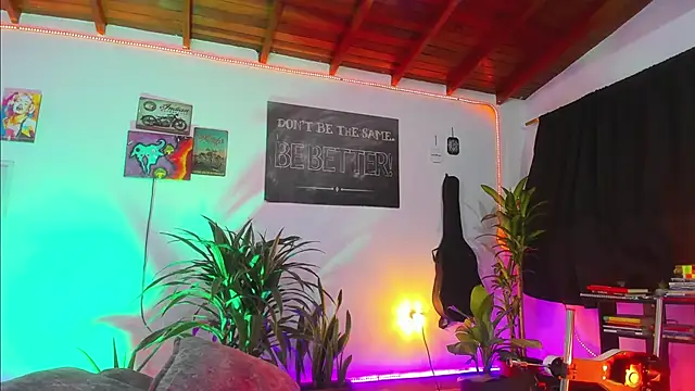 Snapshot of Sky_nabi chatting on 09-18-25, 03:09 Sky nabi online show from 09-18-25, 03:09