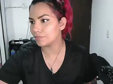 CarolinaRincon online show from 02-23-25, 01:46