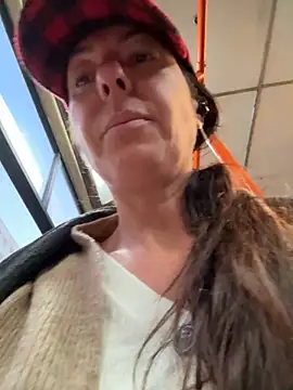 eveangelll online show from 10-30-25, 04:44